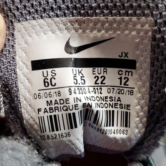 Nike Grey Revolution 4 Shoes with Orange Swoosh - Picture 6 of 6